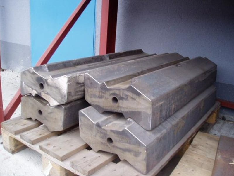 HSI Impactor Blow Bars cast by Melco Castings