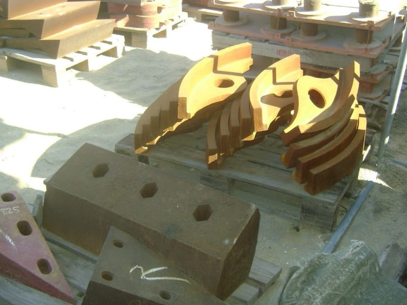 Shredder Anvils & Rotor Caps cast by Melco Castings