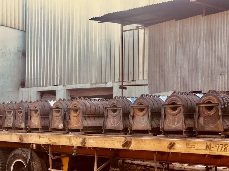 Shredder hammers and wear parts packed for export shipment